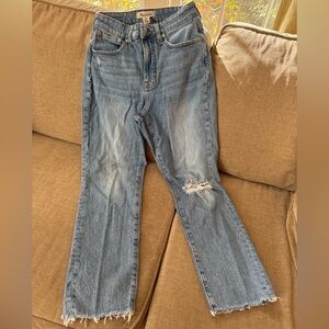 Madewell The Curvy Perfect Vintage Jean in Coney Wash: Destroyed Edition Size 26